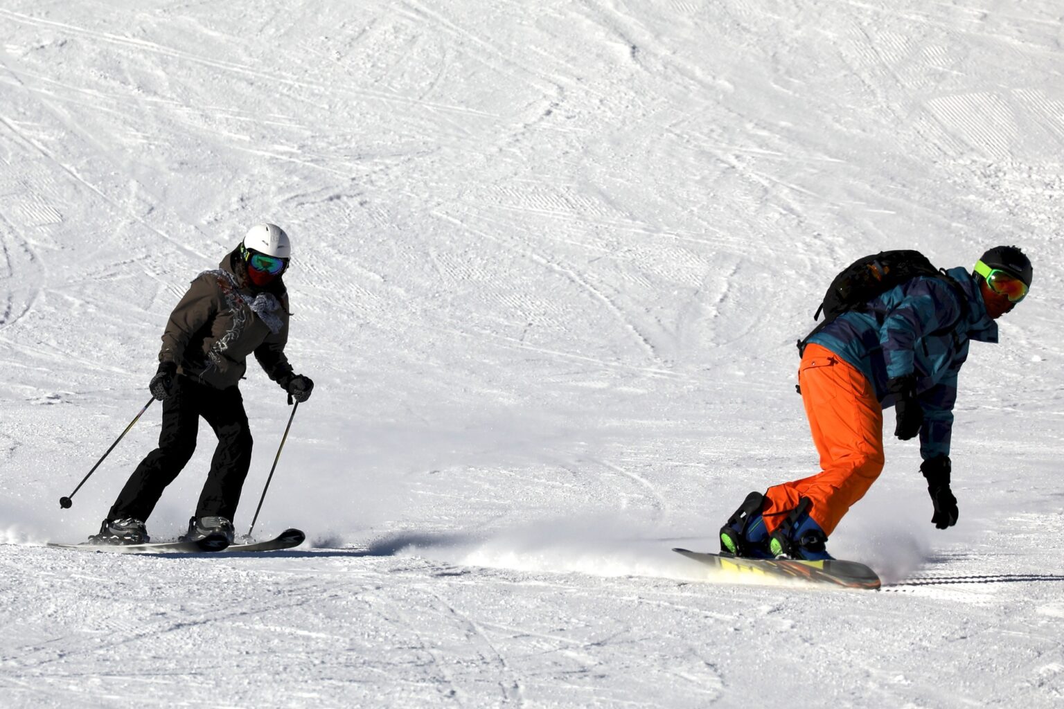 Skiing vs. Snowboarding Which Is Easier for Beginners to Learn